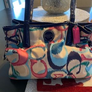 Coach Purse C1380-F24447 and matching Coach wallet. Good condition!